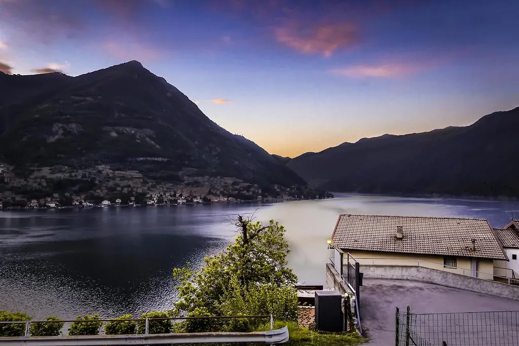 Villino Miralago Torno 0*,  Italië